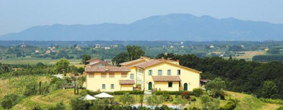 toscana-landhaus-grosses-format