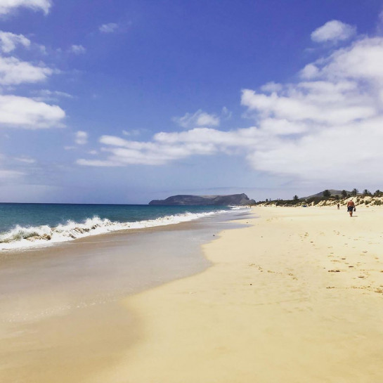 original Porto Santo Strand mit Welle Richtung Westen072020